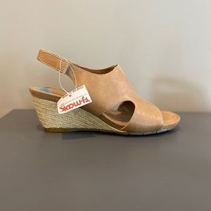 Aerosoles wedges